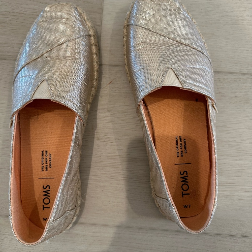 TOMS Women's Shimmering Champagne Slip On Loafers